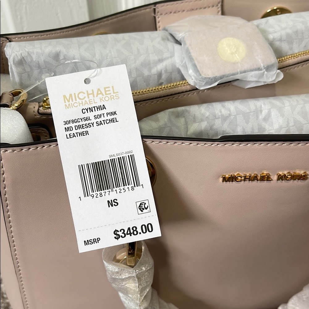 NWT Michael Kors Pink Bag with Gold Accents - Picture 2 of 8